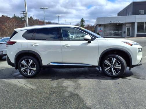 2021 Nissan Rogue SL