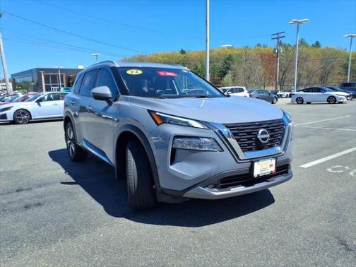 2022 Nissan Rogue SL