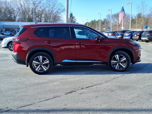 2023 Nissan Rogue SL