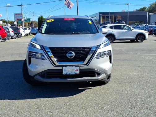 Brilliant Silver Metallic 2023 Nissan Rogue SV