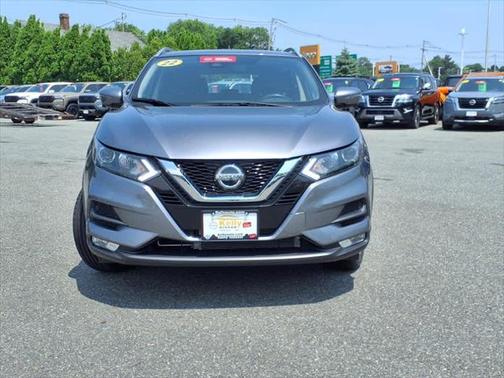 2022 Nissan Rogue Sport SV