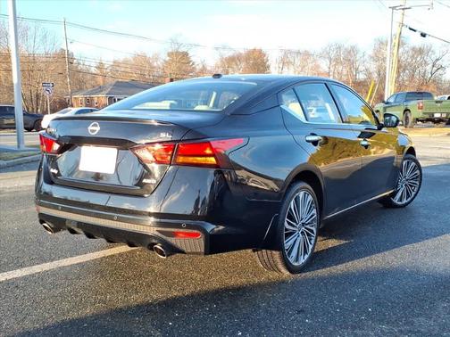2024 Nissan Altima 2.5 SL