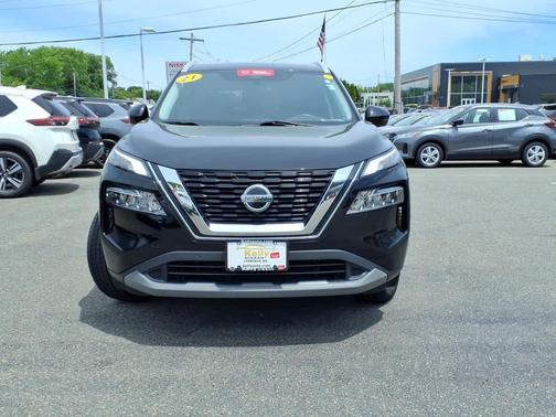 Super Black 2021 Nissan Rogue SV