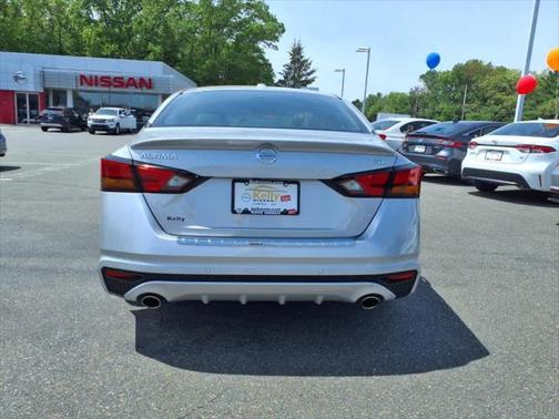 2022 Nissan Altima 2.5 SL