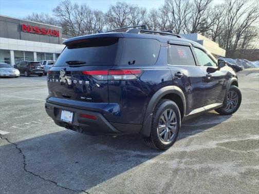 2022 Nissan Pathfinder SV 4WD