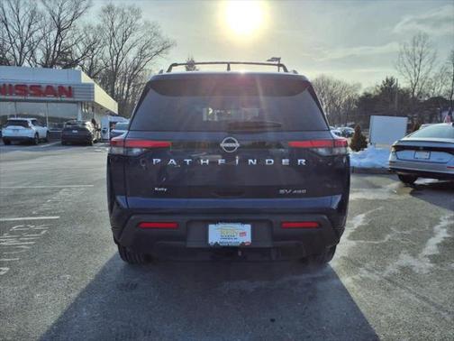 2022 Nissan Pathfinder SV 4WD