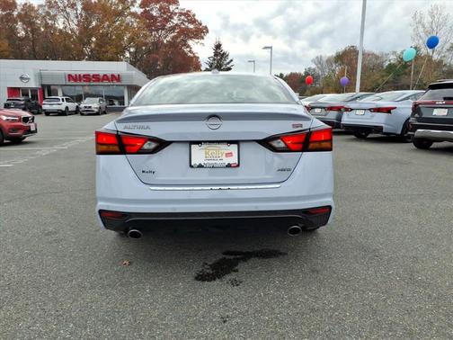 2023 Nissan Altima SR Intelligent AWD