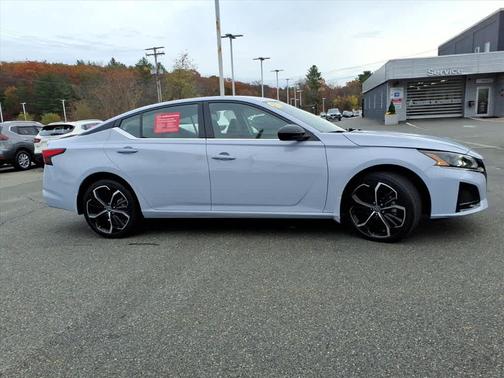 2023 Nissan Altima SR Intelligent AWD