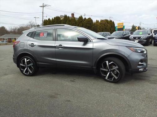 2021 Nissan Rogue Sport SL