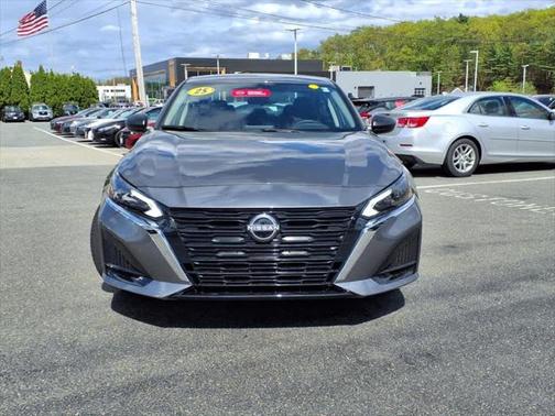 2025 Nissan Altima SV FWD