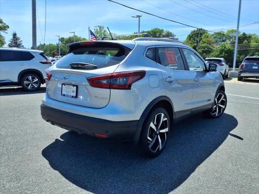 2022 Nissan Rogue Sport SL