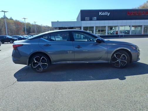 Gun Metallic 2023 Nissan Altima SR Intelligent AWD