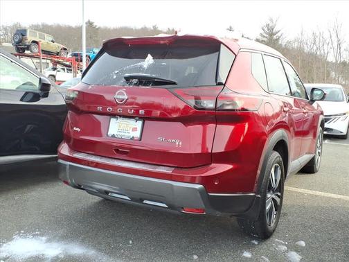 2024 Nissan Rogue SL