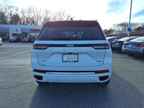 2023 Jeep Grand Cherokee 4xe Summit