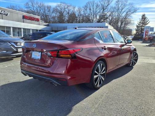 2020 Nissan Altima SR FWD