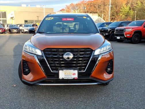 2024 Nissan Kicks SR