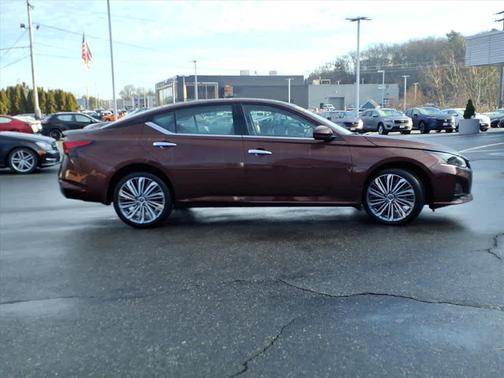 2024 Nissan Altima 2.5 SL