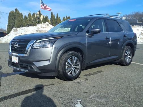 2024 Nissan Pathfinder SL 4WD