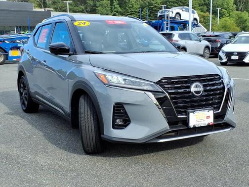 2024 Nissan Kicks SR