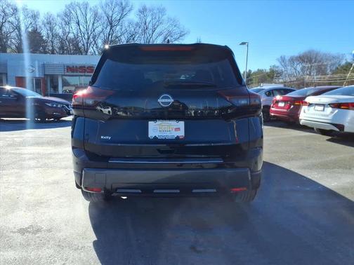 2024 Nissan Rogue SL