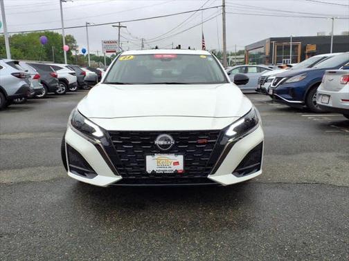 2023 Nissan Altima 2.0 SR