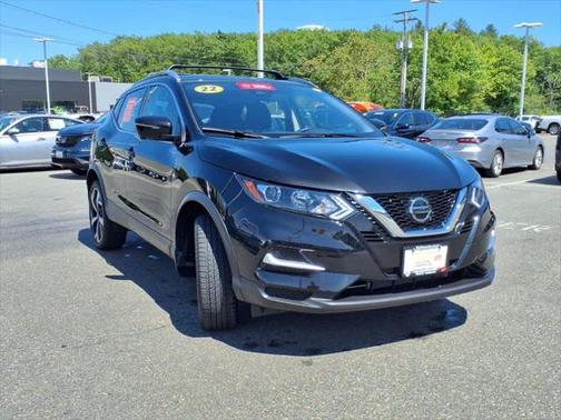 2022 Nissan Rogue Sport SL
