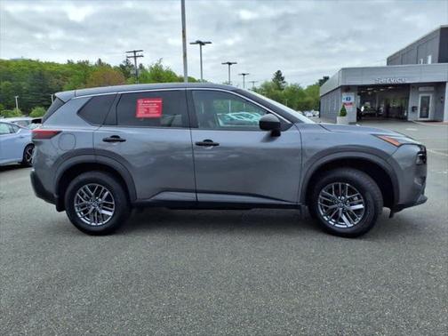 2022 Nissan Rogue S