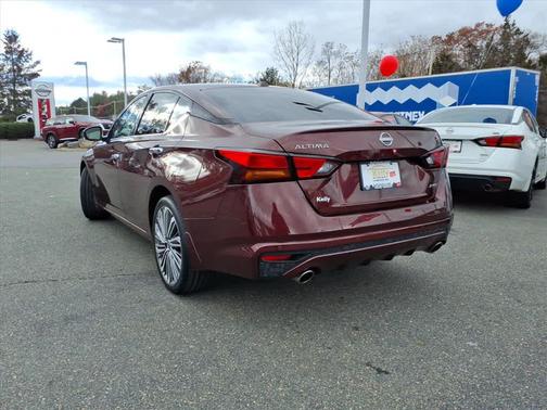 2024 Nissan Altima 2.5 SL