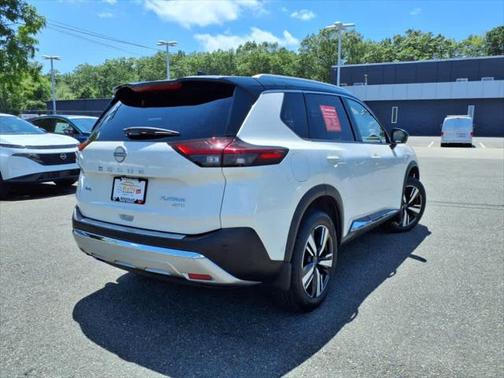 2022 Nissan Rogue Platinum