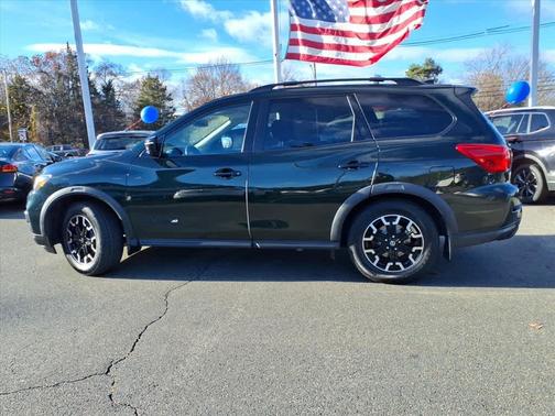 2019 Nissan Pathfinder SL