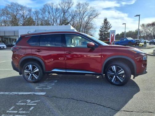2022 Nissan Rogue SL