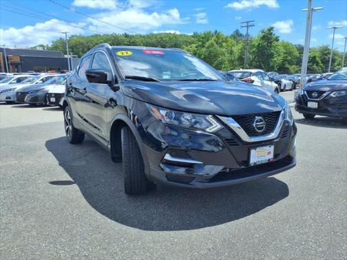 2022 Nissan Rogue Sport SL