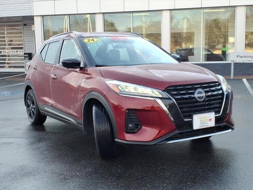 2024 Nissan Kicks SR