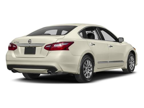Pearl White 2017 Nissan Altima 2.5 SV