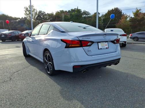 2023 Nissan Altima SR FWD