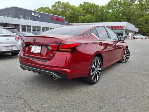 2022 Nissan Altima SR Intelligent AWD