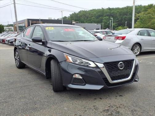 2022 Nissan Altima 2.5 SV