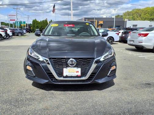 2022 Nissan Altima 2.5 SV