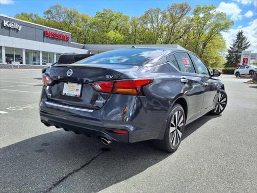 2022 Nissan Altima 2.5 SV