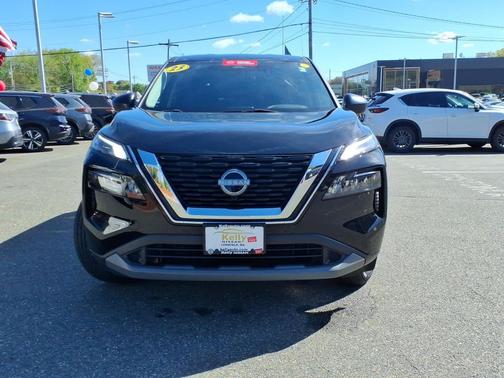 Super Black 2023 Nissan Rogue S