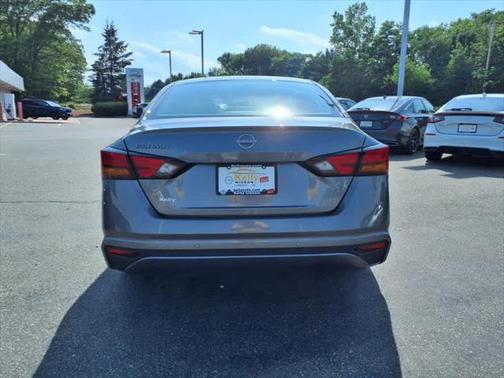 2023 Nissan Altima S FWD