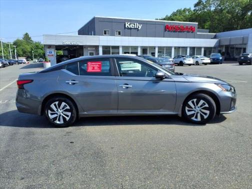 2023 Nissan Altima S FWD