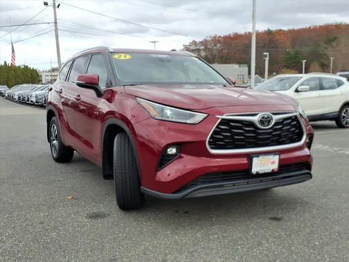 2021 Toyota Highlander XLE