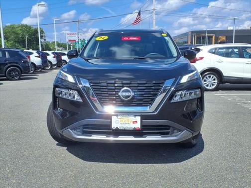 2022 Nissan Rogue SL