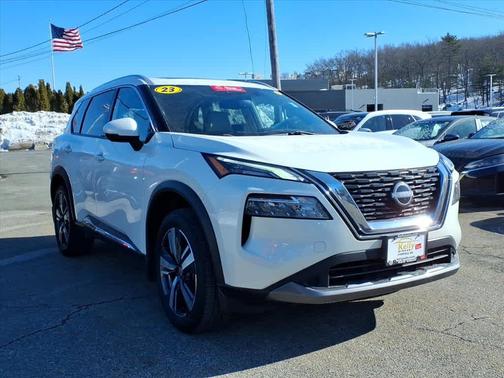 2023 Nissan Rogue SL