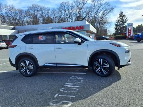 2022 Nissan Rogue Platinum