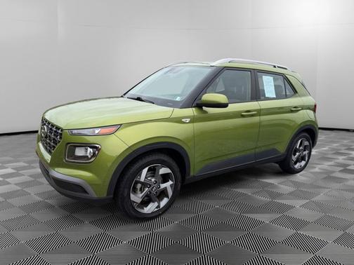 2022 Hyundai VENUE SEL