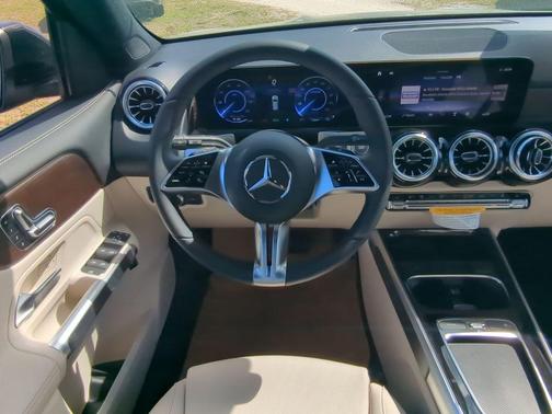 2024 Mercedes-Benz EQB 300 Base 4MATIC