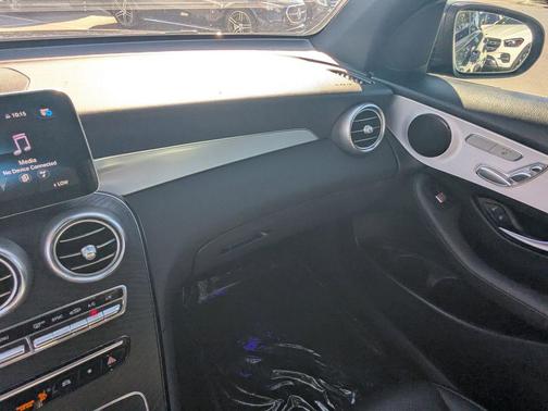 2022 Mercedes-Benz GLC 300 Base