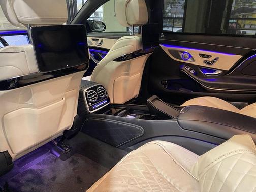 Gray 2018 Mercedes-Benz Maybach S 650 Base